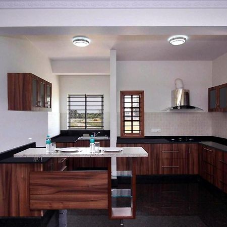 Zions Hotel And Apertment Devanahalli Extérieur photo